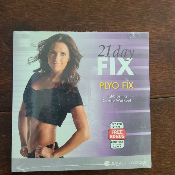 Beachbody Quick Start Nutrition Guide,  Small tank, plus bonus workout! - Picture 5 of 5